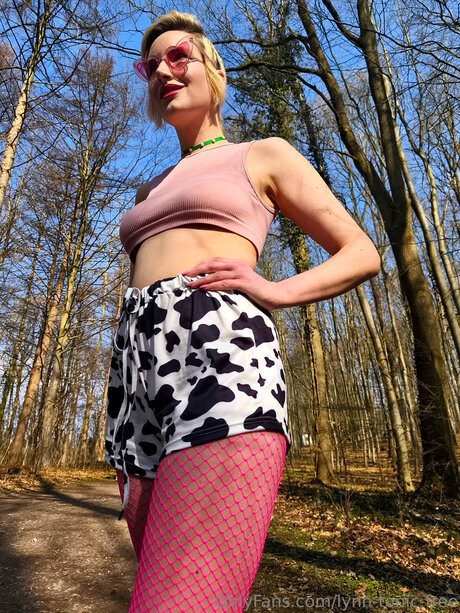 Lynn Tonic free beautiful model image