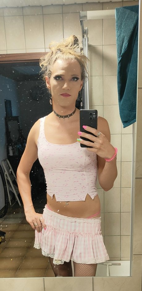 Lyara erotic star photo