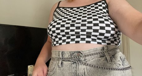 quinn_ model high quality photos