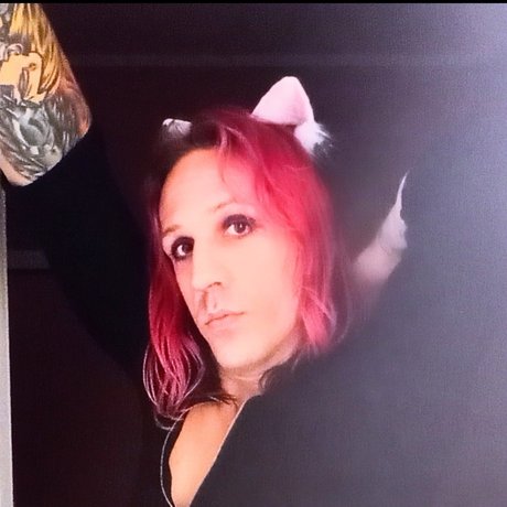 Nikki Moon model art photo