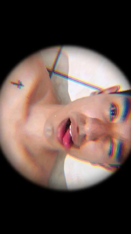 Luis MFX model pretty image