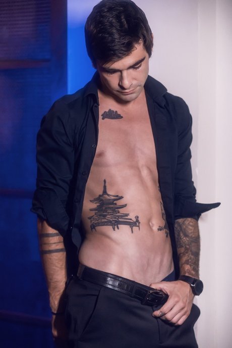 LuckyFate hd pornstar image