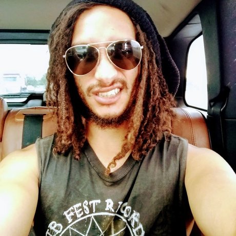 Lucaya model art pics