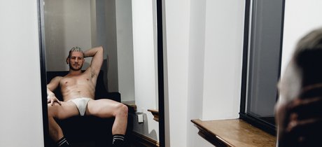 Luca D Amore XXX top5_ adult model img