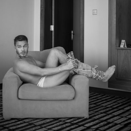 Luan Frank pornstar hot pictures