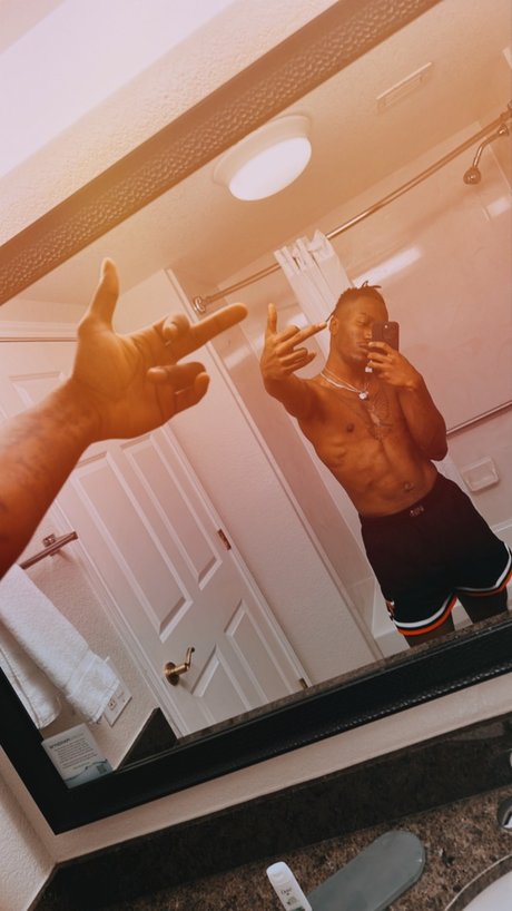 Marcus Curtis Evans naked star archive