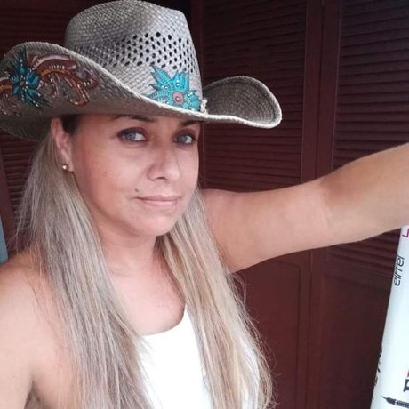 mariposalatina model erotic img