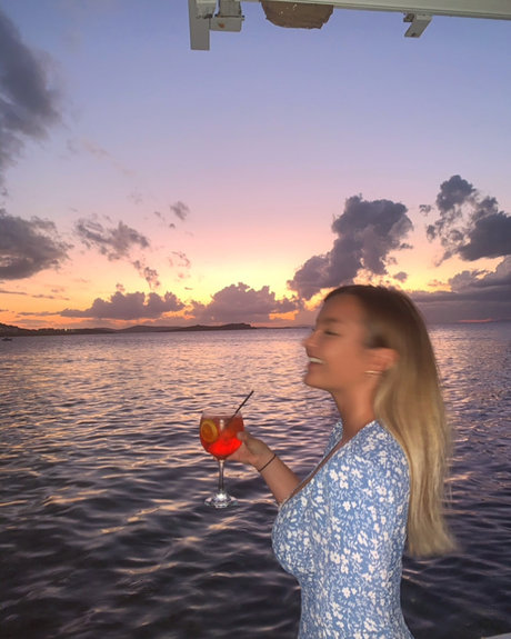 Marion model hot images