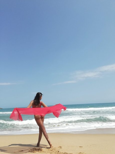 Marianna free nude pornstar photo