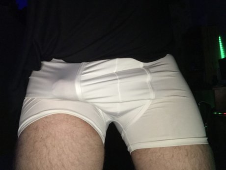 MarcoG model top photo