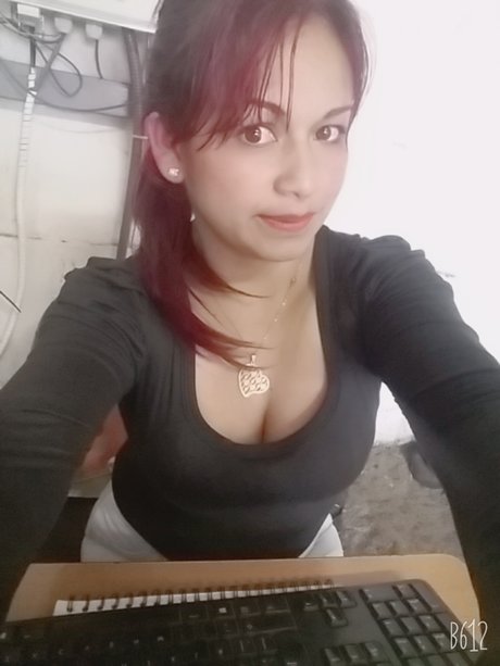 Marcela Bustos star archive