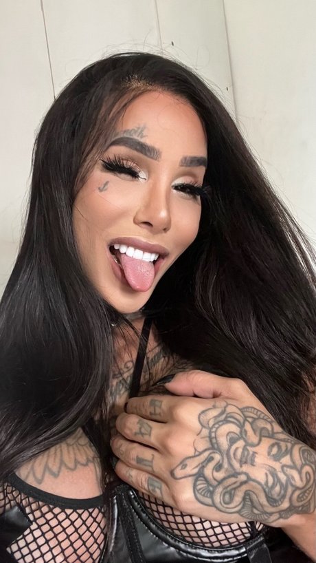 Mandy Rocche_ pornstar naked images