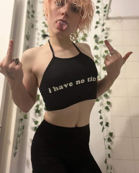 Mamashroomz pornstar hot image