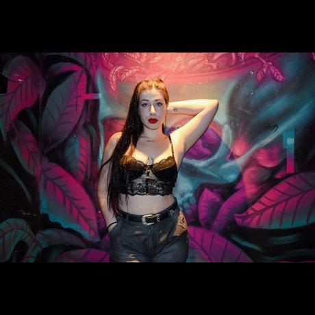 Majo_ star pornographic pics