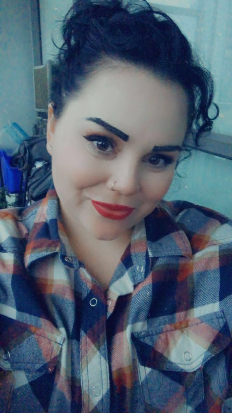 Maggiepie art model galleries