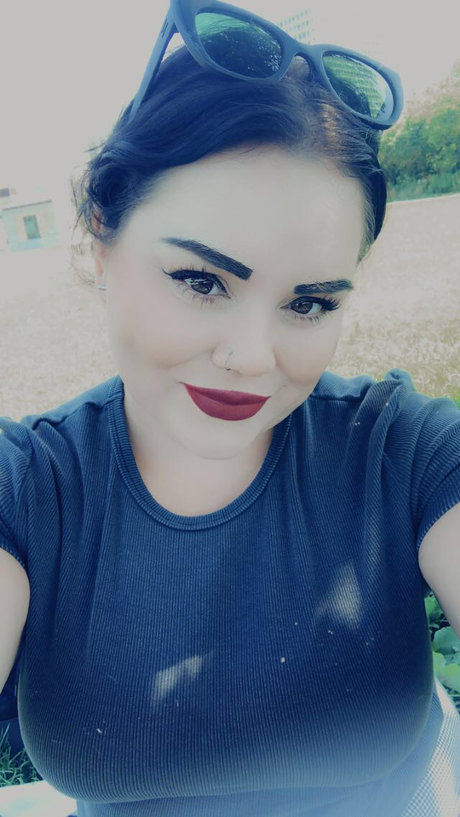 Maggiepie sex actress pics