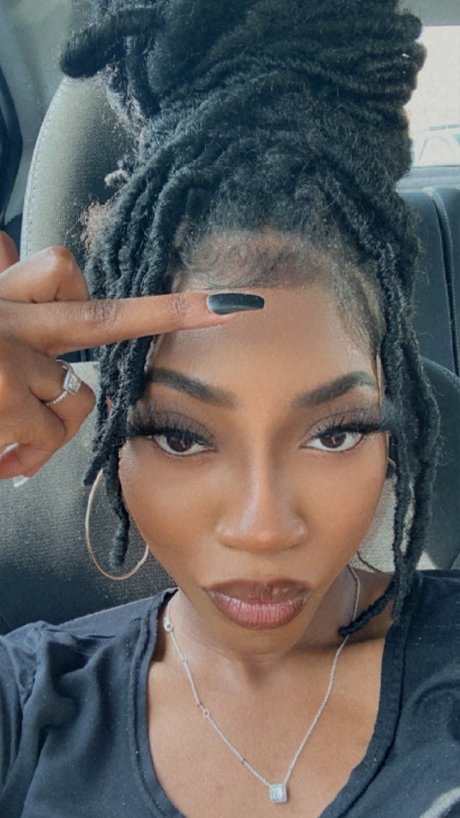 Goddess Maezy star picture