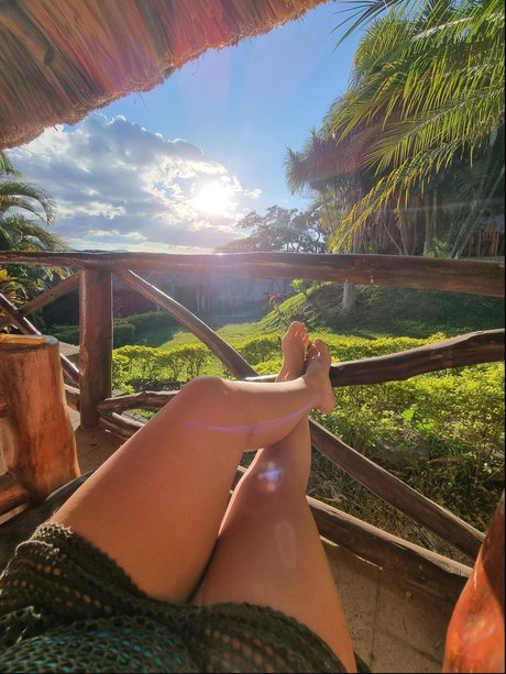 Madian Recinos model xxx archive