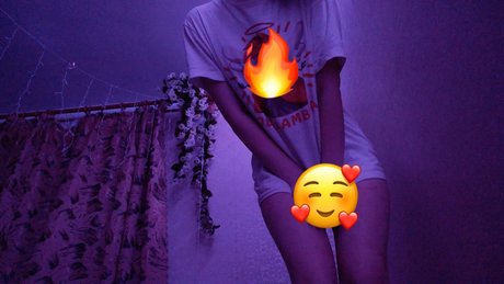 Meavvi free nude star picture