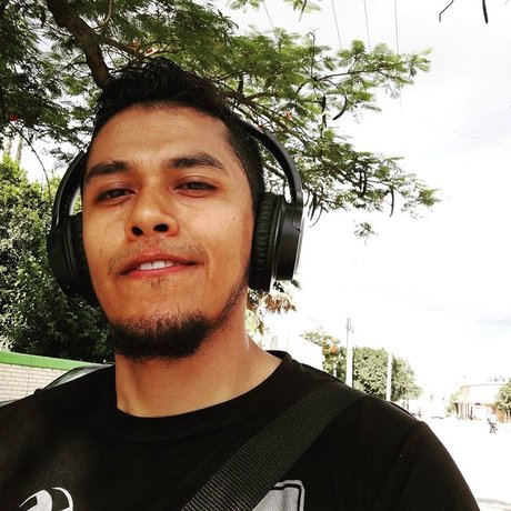 Mede Rowan star naked photos