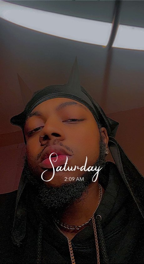 DOSE OF CL_ model beautiful photos