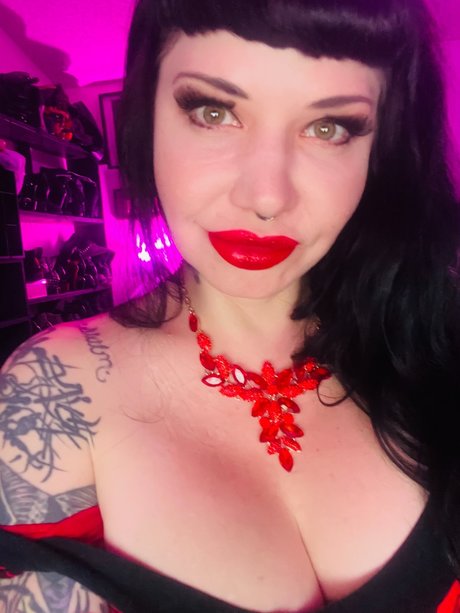 Maya Sinstress Free pornstar free photos