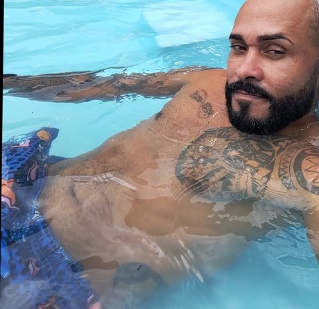 MaxPutoKarioca sex star photos