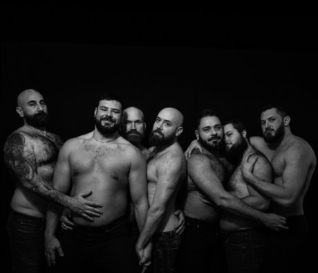 MASCULAR art model images