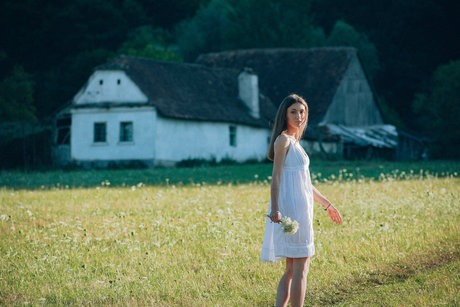 Ala model high quality pic