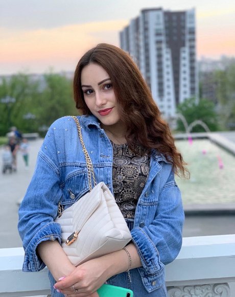 Anastasiia Mirzaeva erotic actress images