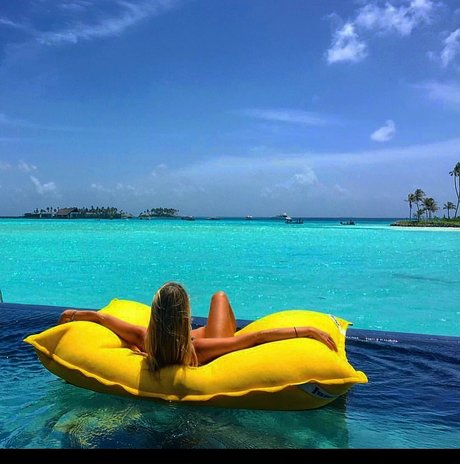 Mira Sabina model exclusive photo