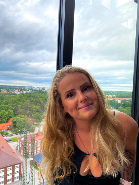 Mimmi high quality model img