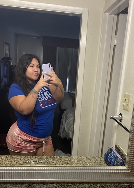 Michelle282 nude pornstar image