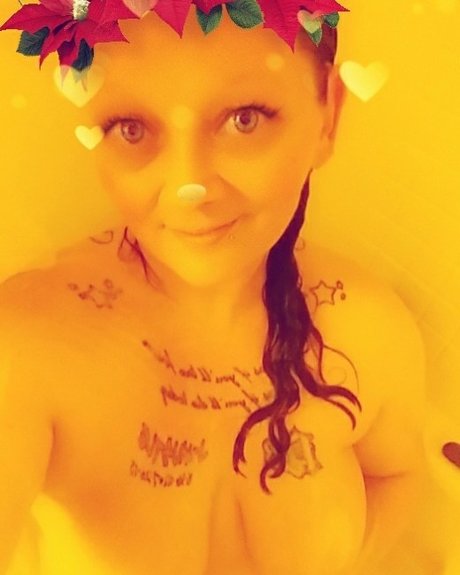 Miaya pornographic model pics