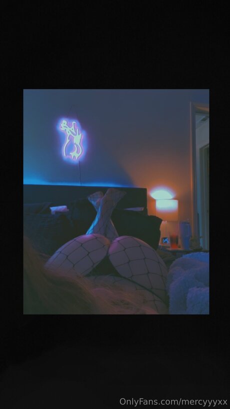 mercyyyxx pretty star photos