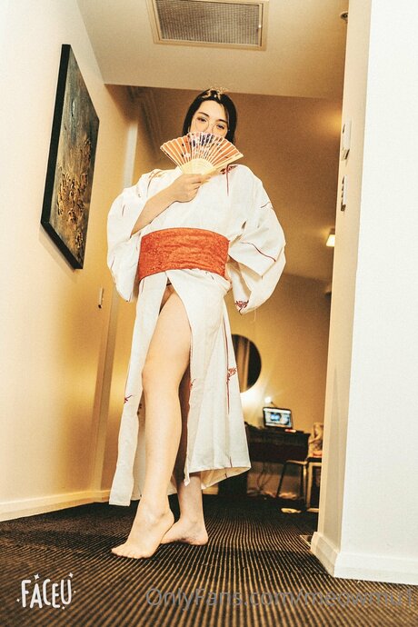 Ai SissyLunar best model pictures