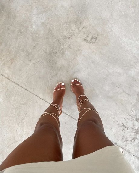 MelYna nice model picture