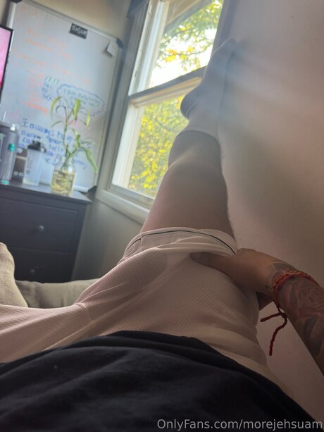 MOREJEHSUAMCO_ pornstar nudes picture