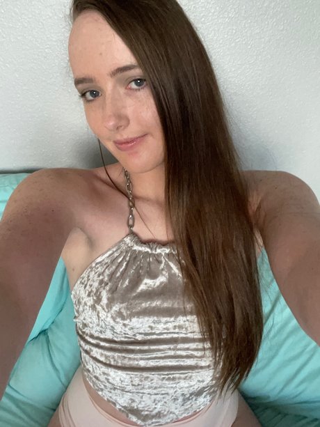 Moon Pixie pornstar sex pictures