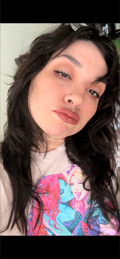 moogrosa top star picture