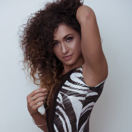 Miss Ramadan model sexy img