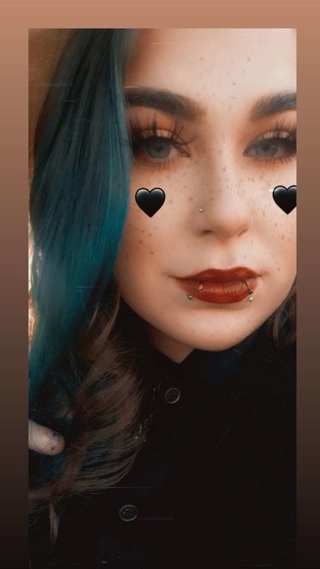 Miss Danae beautiful star pictures