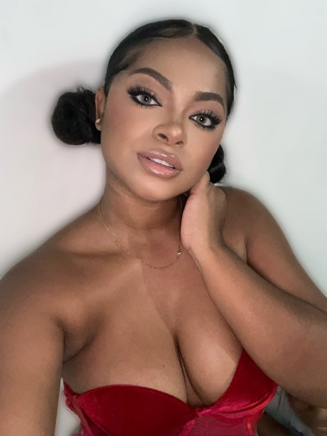 Isabela Brunni_ hd actress picture