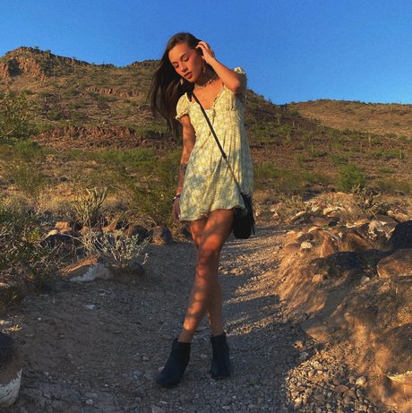 _Stella Rose_ pretty pornstar pictures