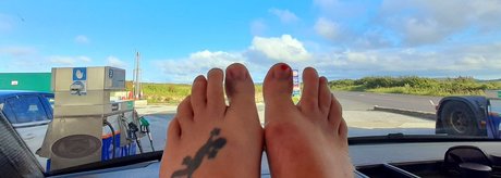 Naked Sole hd pornstar image