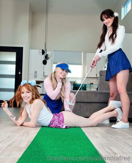 Nadia Noja perfect model galleries