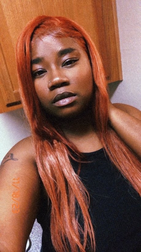 MxnaaLi pornstar naked gallery