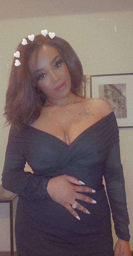 Munroe Kitty pornstar sex pic