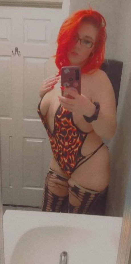 MrsTastykakes perfect model photos