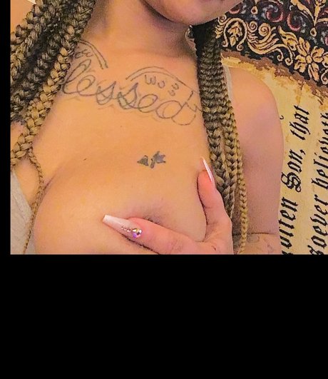 Tyra Smith pornographic star galleries